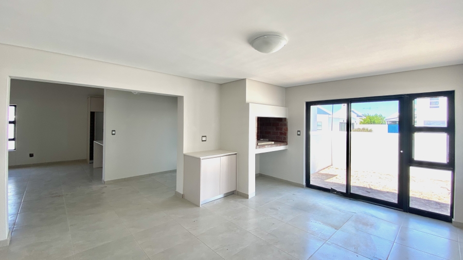 3 Bedroom Property for Sale in Dwarskersbos Western Cape